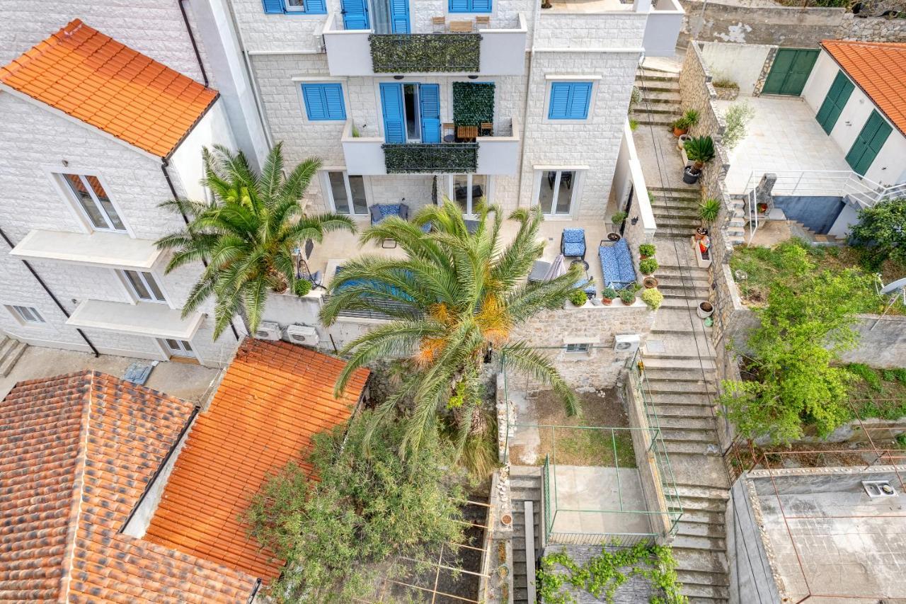 Villa Capitis In The Center- Luxury Apartment With Swimming Pool Хвар Екстериор снимка